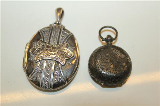 Silver locket and sovereign case